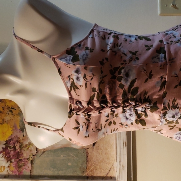 American Eagle Outfitters Tank - Picture 3 of 7